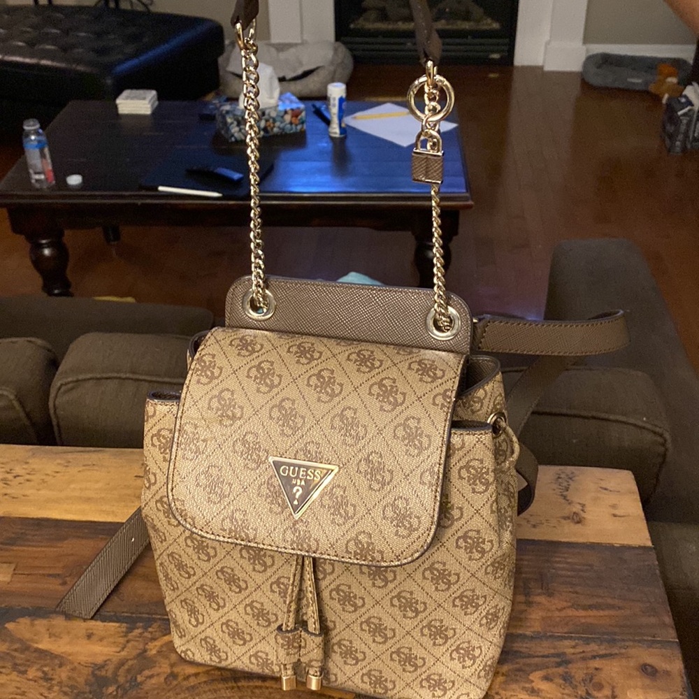 Guess - backpack - Picture 3 of 4